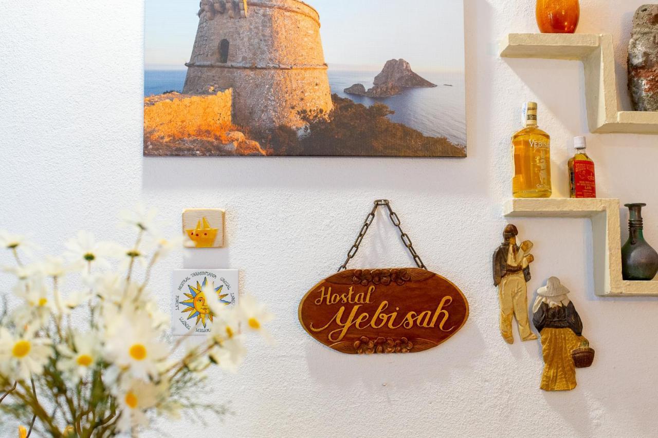 Hostal Yebisah Санта-Эулалия-дель-Рио Экстерьер фото