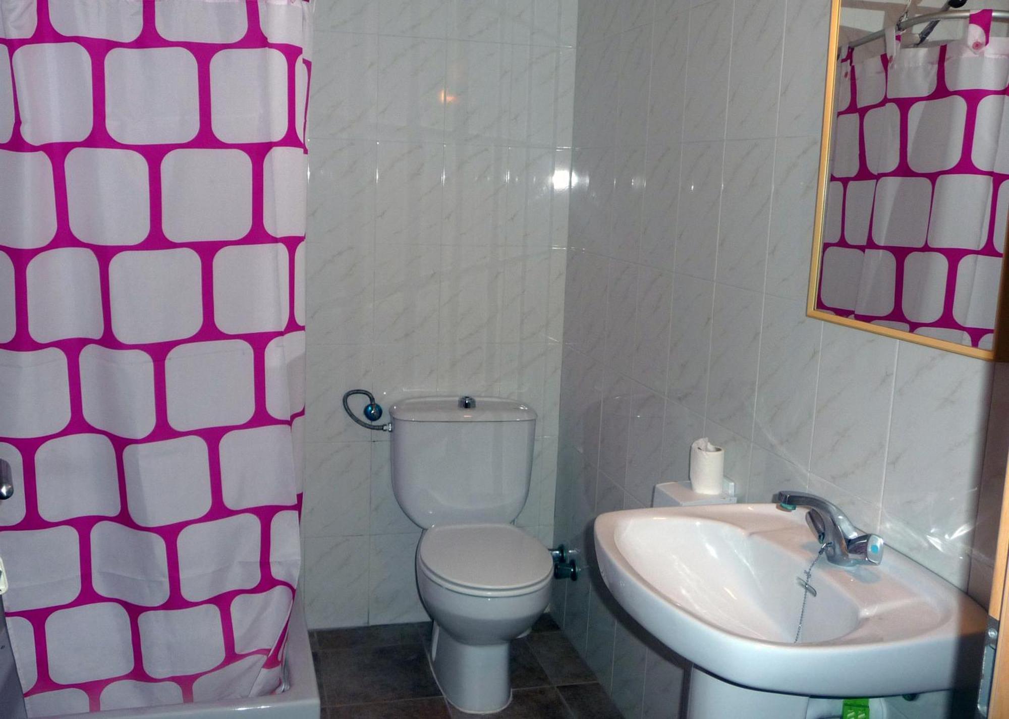 Hostal Yebisah Санта-Эулалия-дель-Рио Номер фото